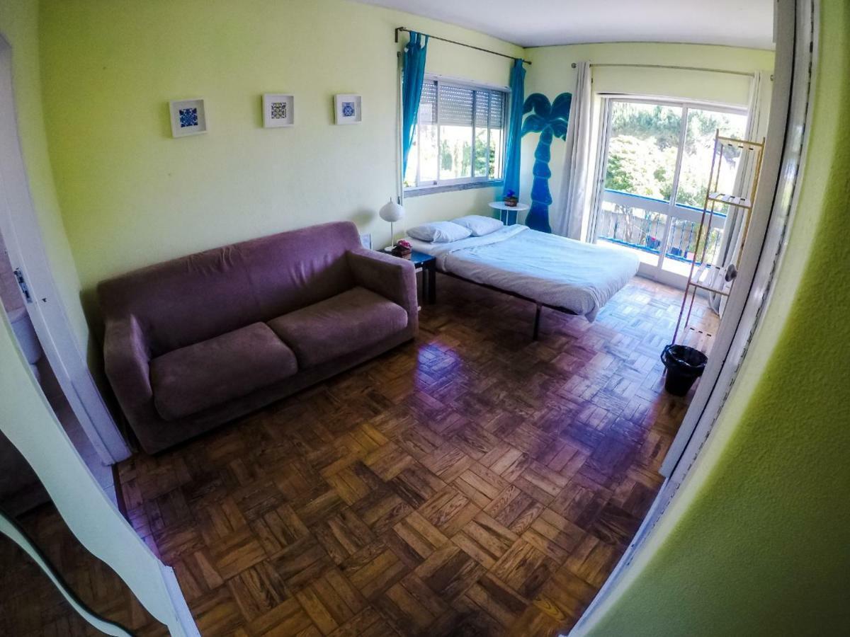 Terrace Beach House Bed & Breakfast Carcavelos  Room photo